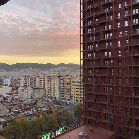 Garden Building Luxury Apartment Tiranë Luaran gambar