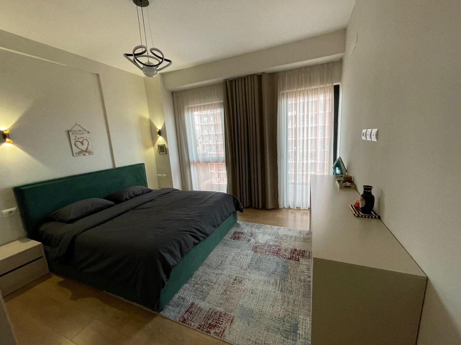Garden Building Luxury Apartment Tiranë Luaran gambar